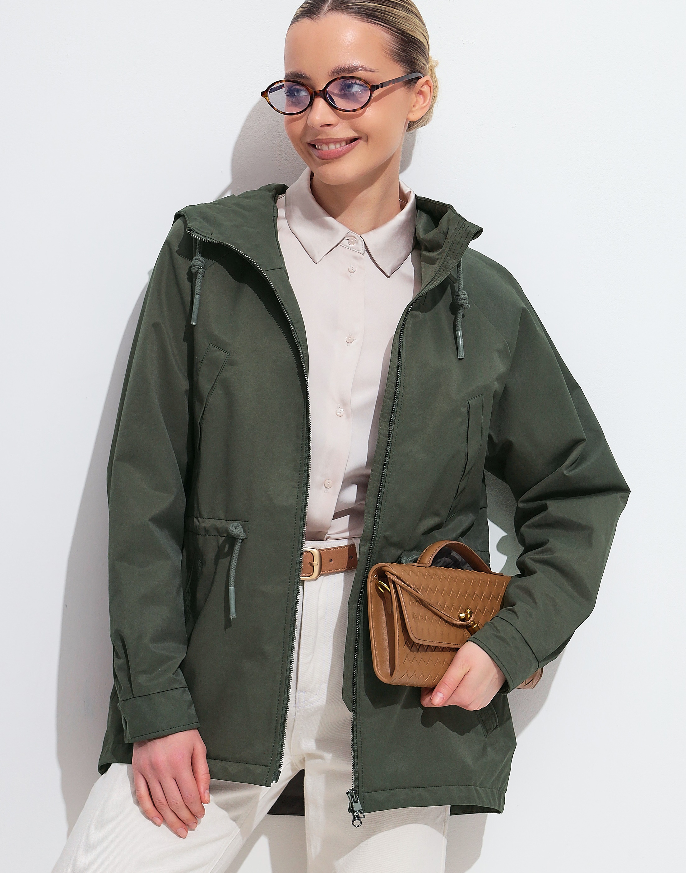 Куртка ветрозащитная женская TRF16-424