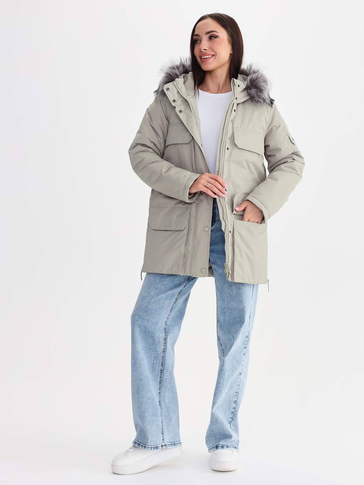 Куртка зимняя женская с опушкой из искусственного меха TRF14-340