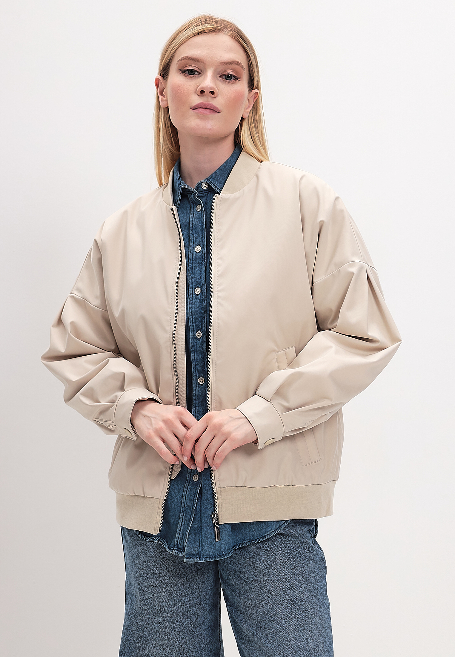 Куртка межсезонная женская TRF15-390