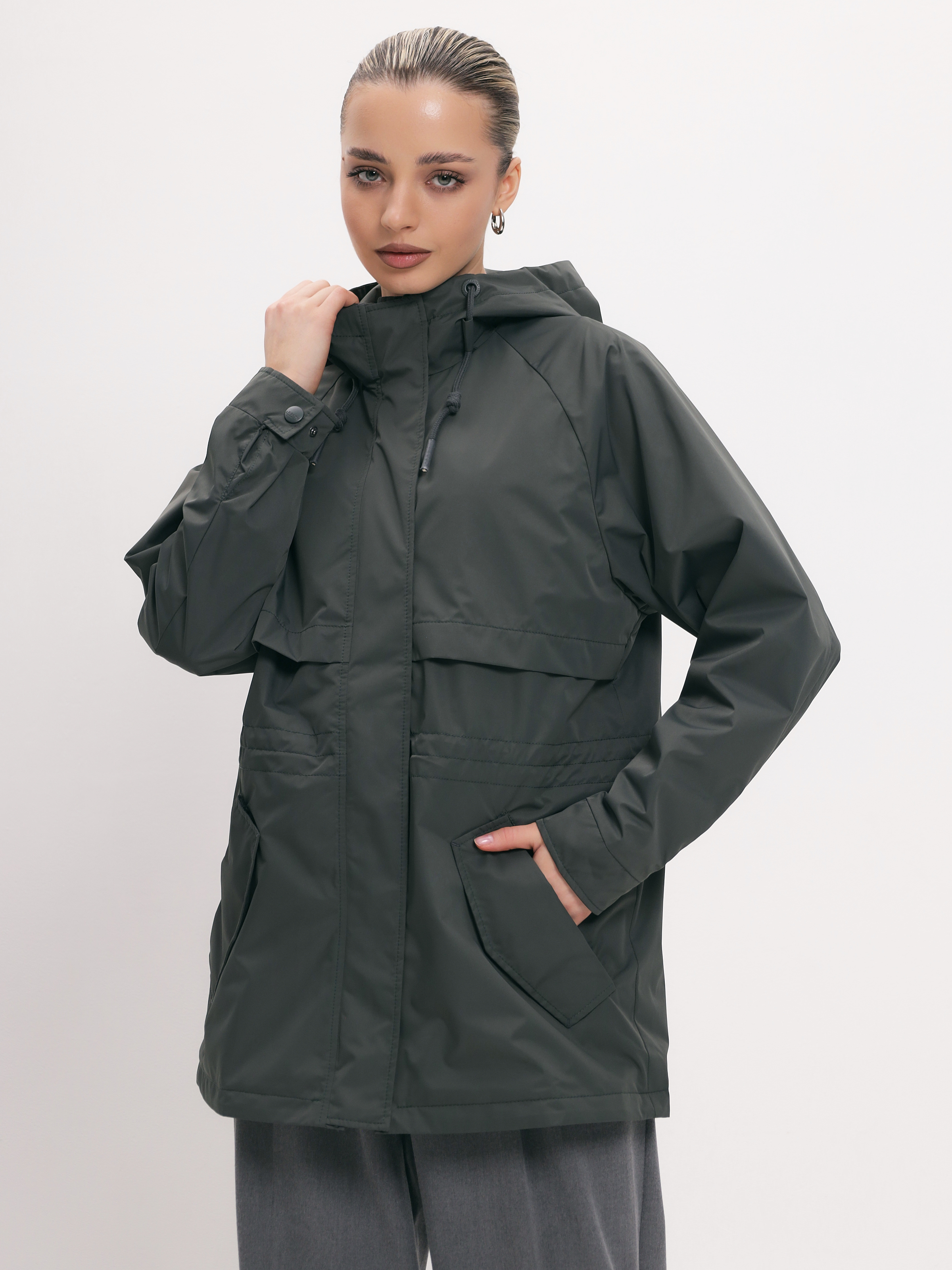 Куртка ветрозащитная женская TRF16-408