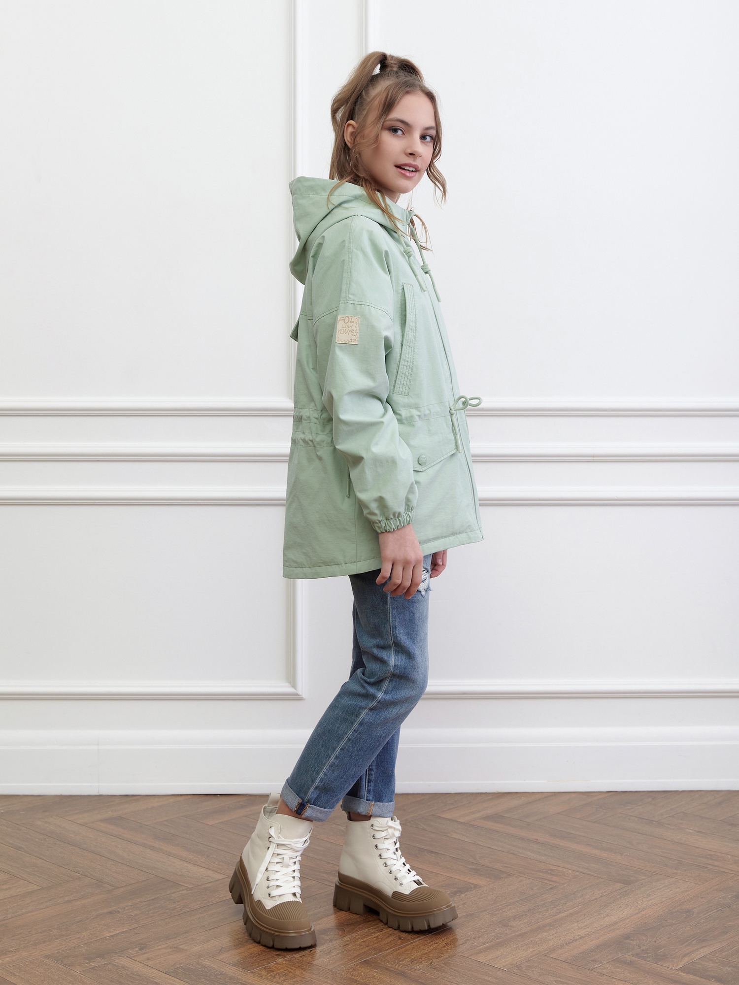 Куртка ветрозащитная для девочки КВ1274 10 %